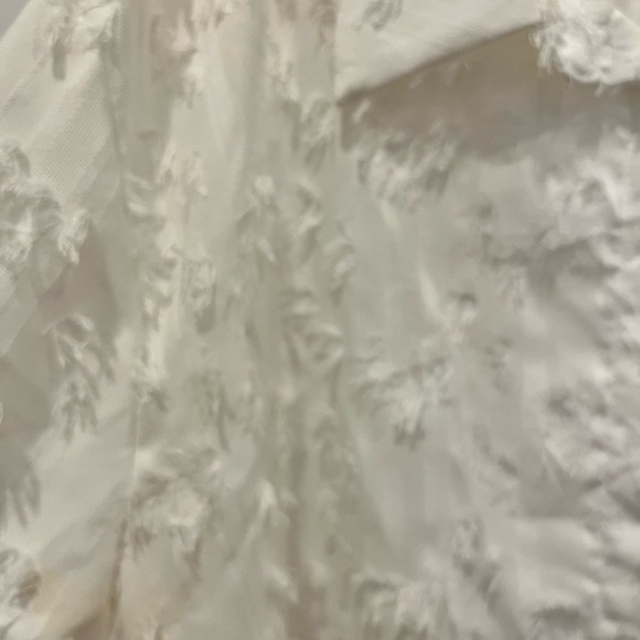 Zara White Textured Button-Up Blouse - Picture 3 of 5